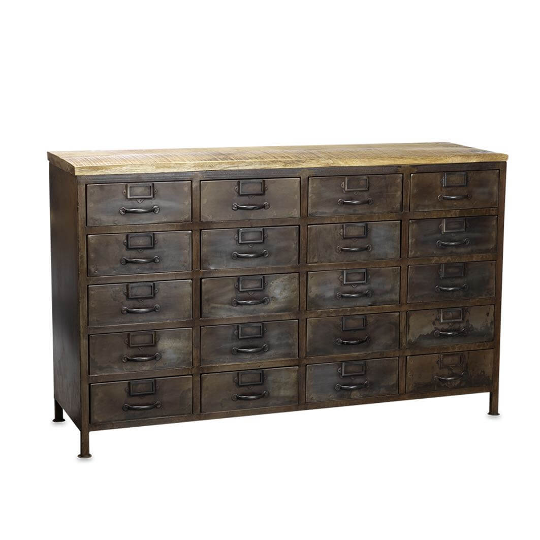 07 Shimu Mansu Iron and Mango Wood Large chest