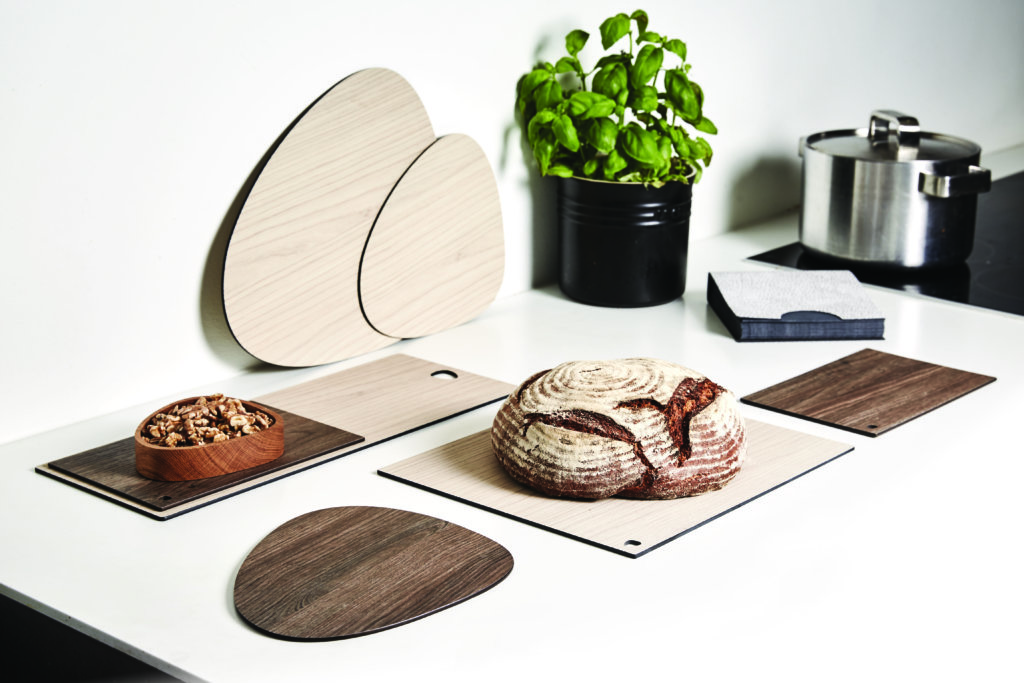 LIND DNA cutting board