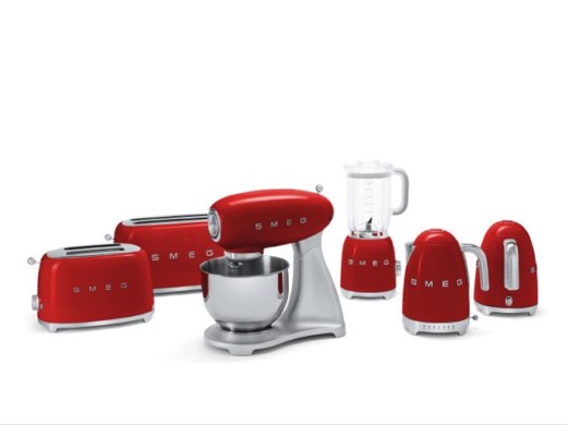 SMEG LAUNCH SMALL APPLIANCES