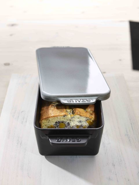 The Staub Loaf pan