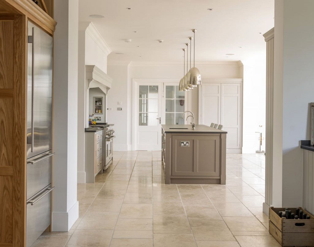 Nickelby Kitchen - Designed by Humphrey Munson Kitchens 2