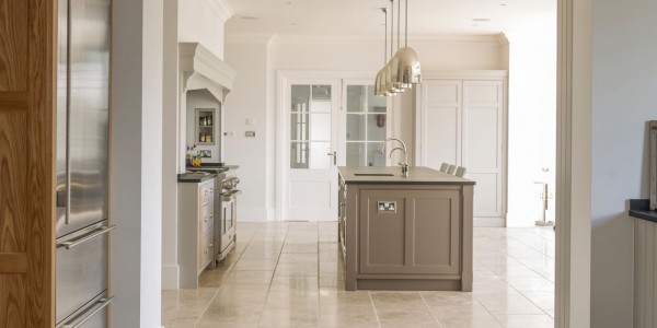 Nickelby Kitchen - Designed by Humphrey Munson Kitchens 2