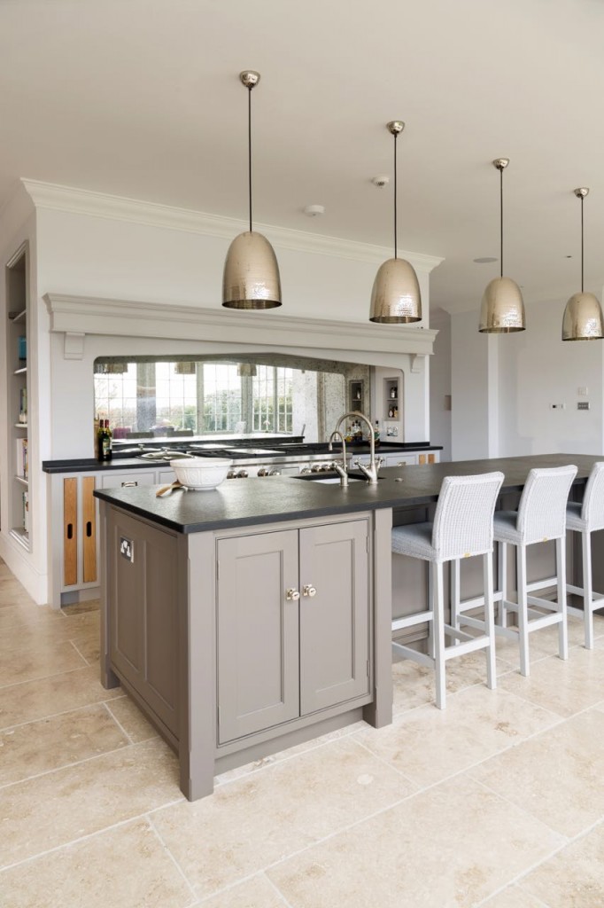 Nickelby Kitchen - Designed by Humphrey Munson Kitchens 3