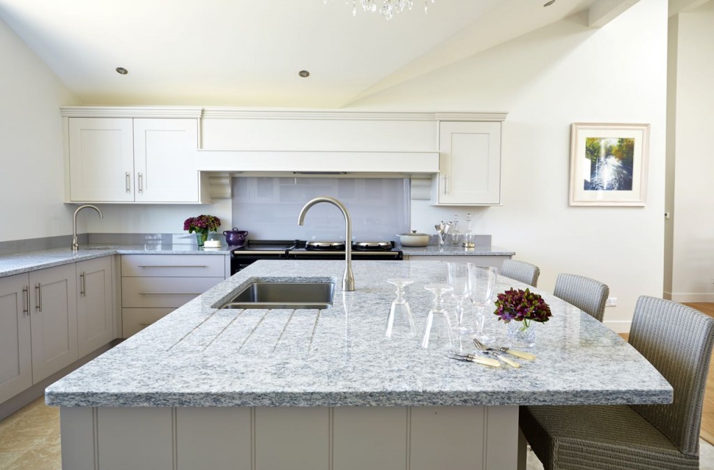 Classic Framed-Style Kitchen 1 - Designed by Barnes of Ashburton