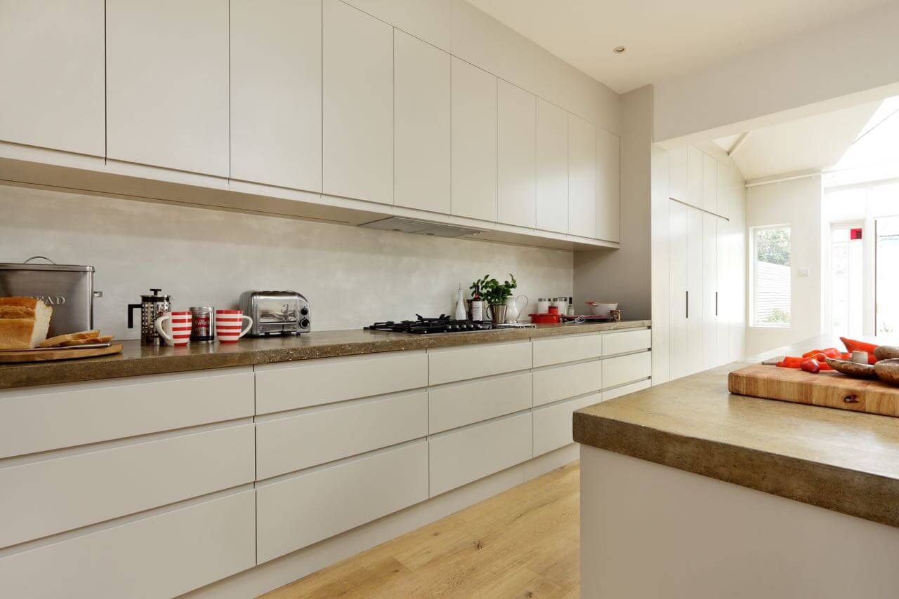 Modern Handless Kitchen - designed by Cue & Co of London 4
