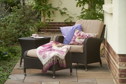 BRIDGMAN Summer Garden Windsor Lounge Armchair